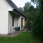 Prázdninový dům I & Ii *